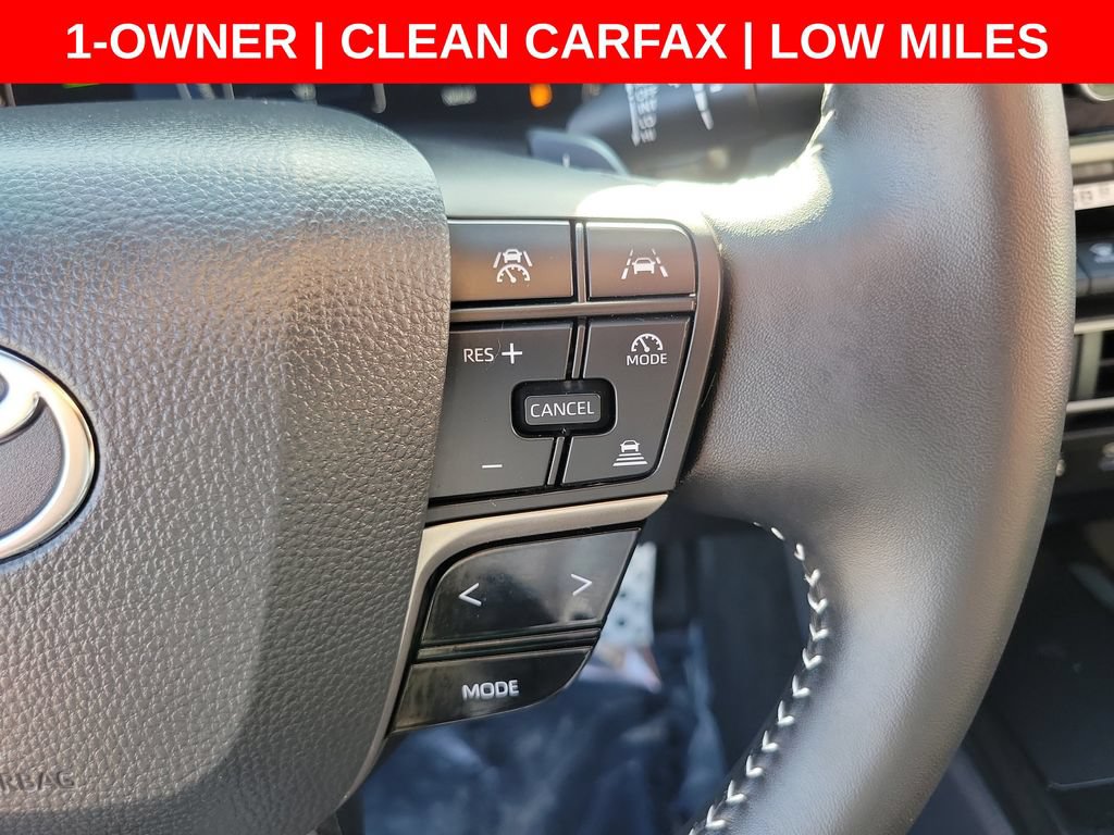 Used 2025 Toyota Camry SE FWD image 27
