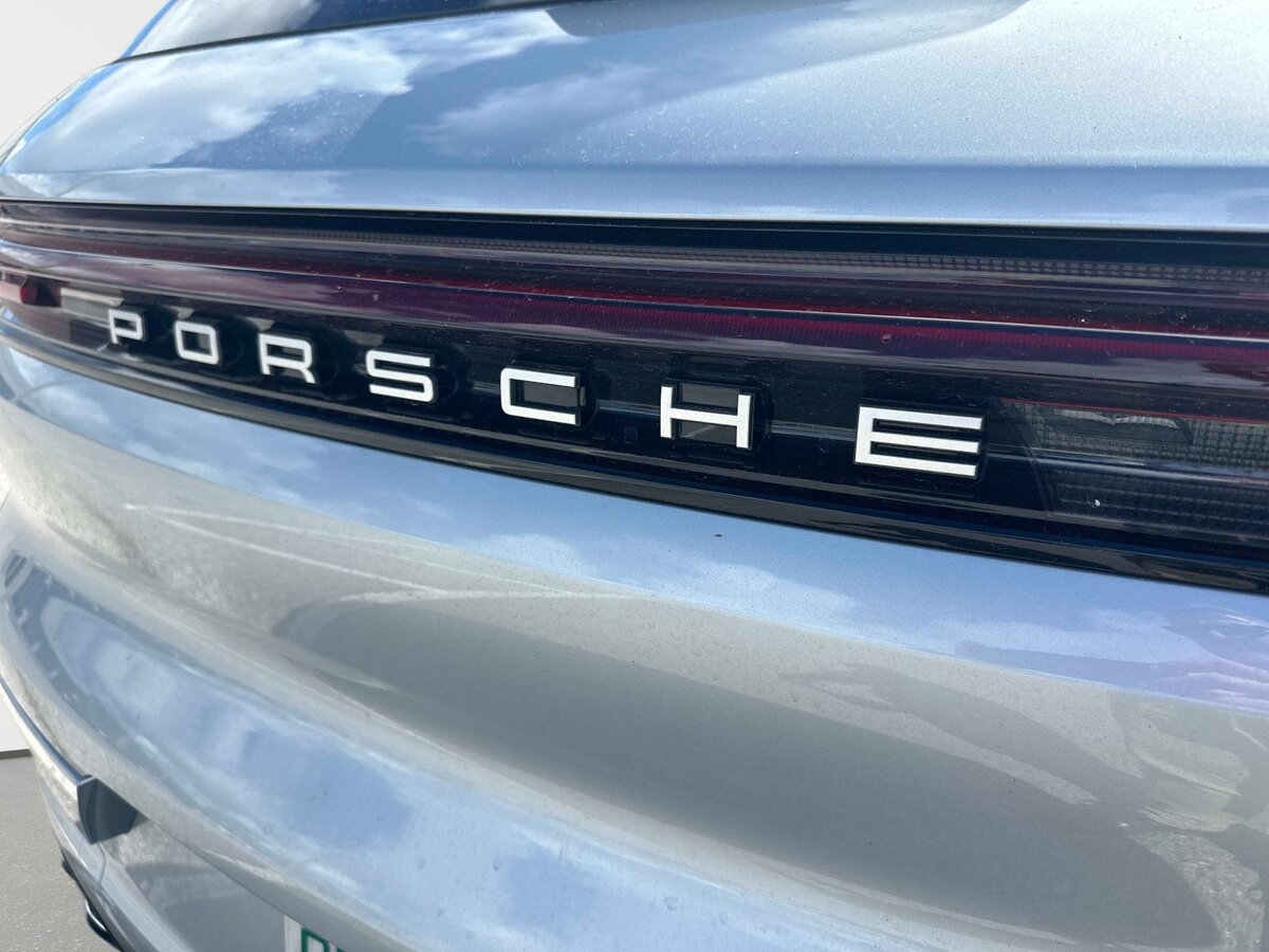 Used 2026 Porsche Cayenne AWD/4WD image 9