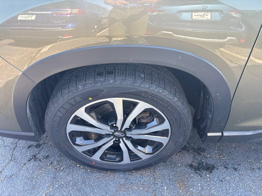 Certified 2024 Subaru Forester Limited AWD/4WD image 7