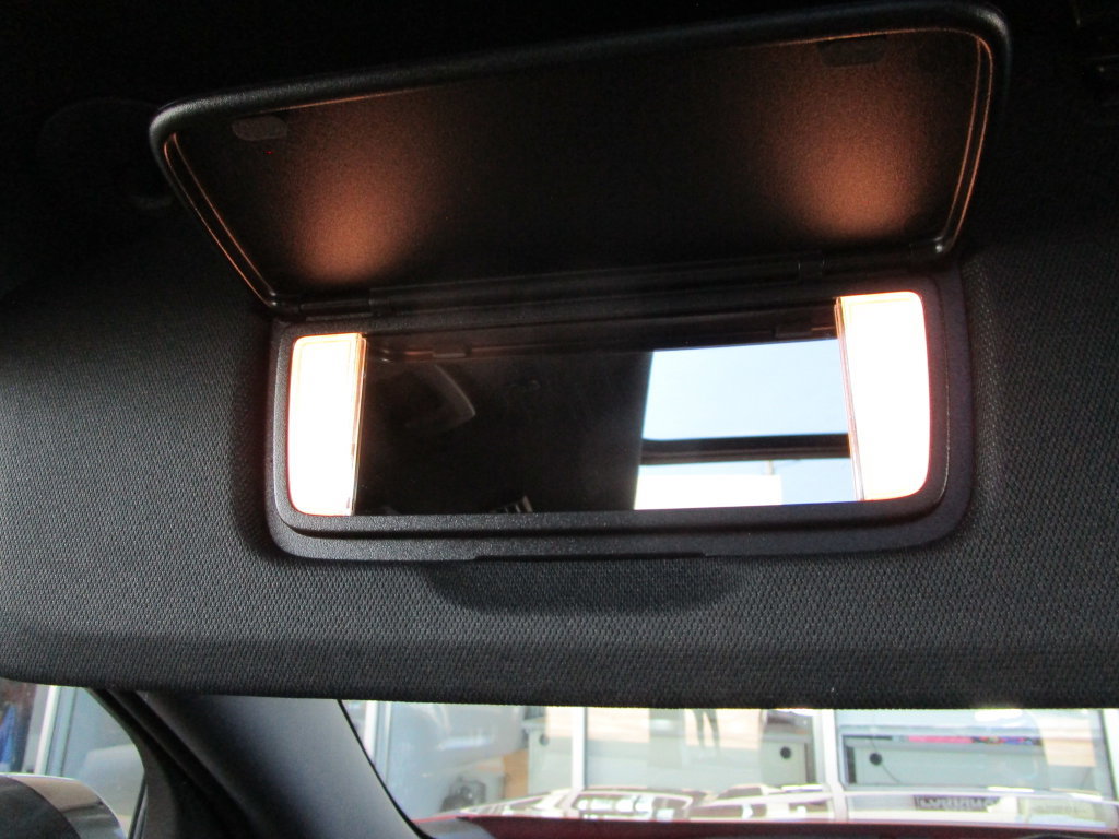 New 2027 Chevrolet Traverse LT w/ Sun and Wheel Package FWD image 38