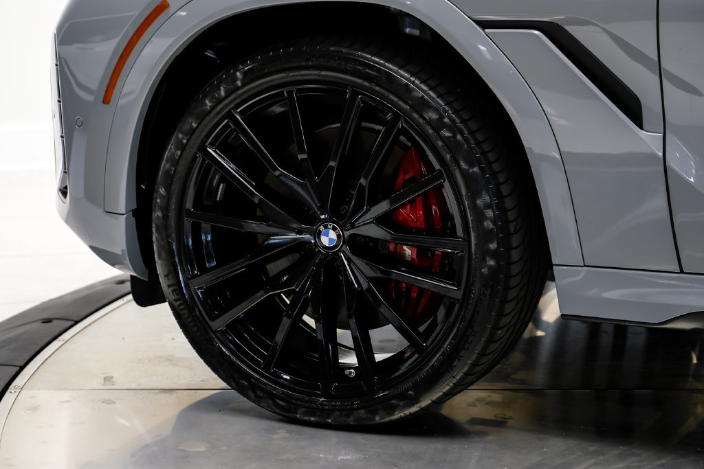 Used 2024 BMW X6 M60i w/ Climate Comfort Package AWD/4WD image 70