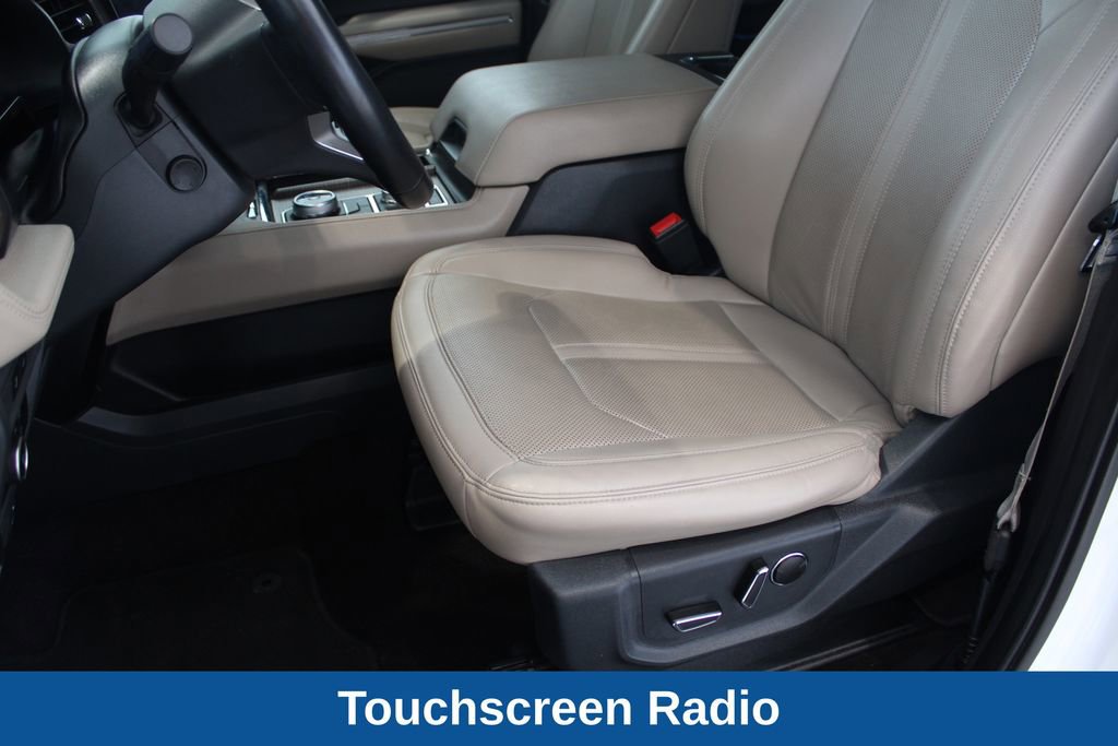 Used 2023 Ford Expedition Limited image 11