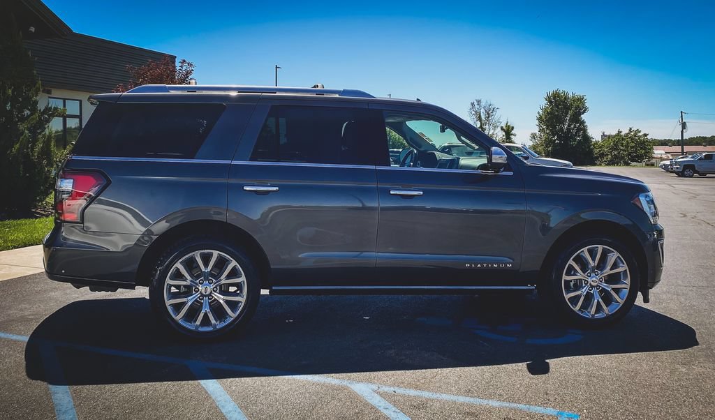 Used 2018 Ford Expedition Platinum AWD/4WD image 10