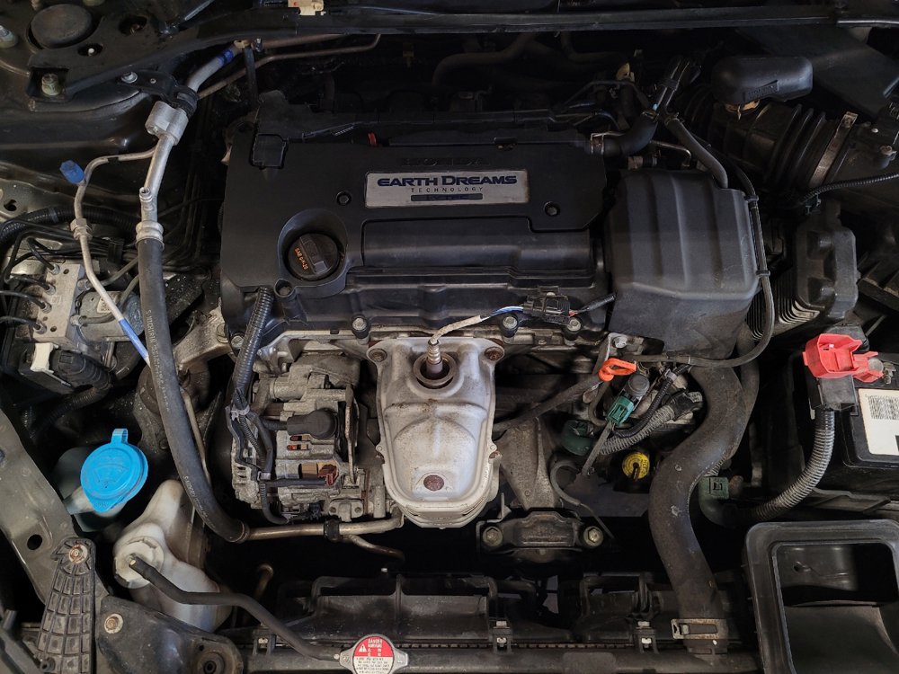Used 2015 Honda Accord Sport image 30