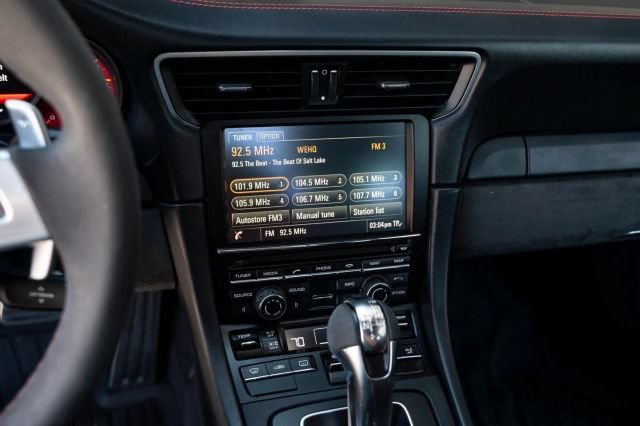 Used 2015 Porsche 911 GT3 RWD image 48