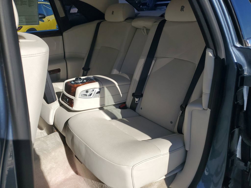 Used 2011 Rolls-Royce Ghost image 15