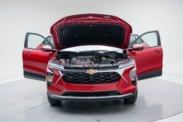 New 2026 Chevrolet Trax LT w/ Driver Confidence Package image 17