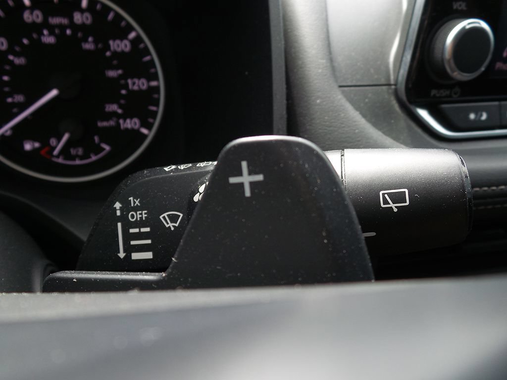 Used 2024 Nissan Rogue S FWD image 36