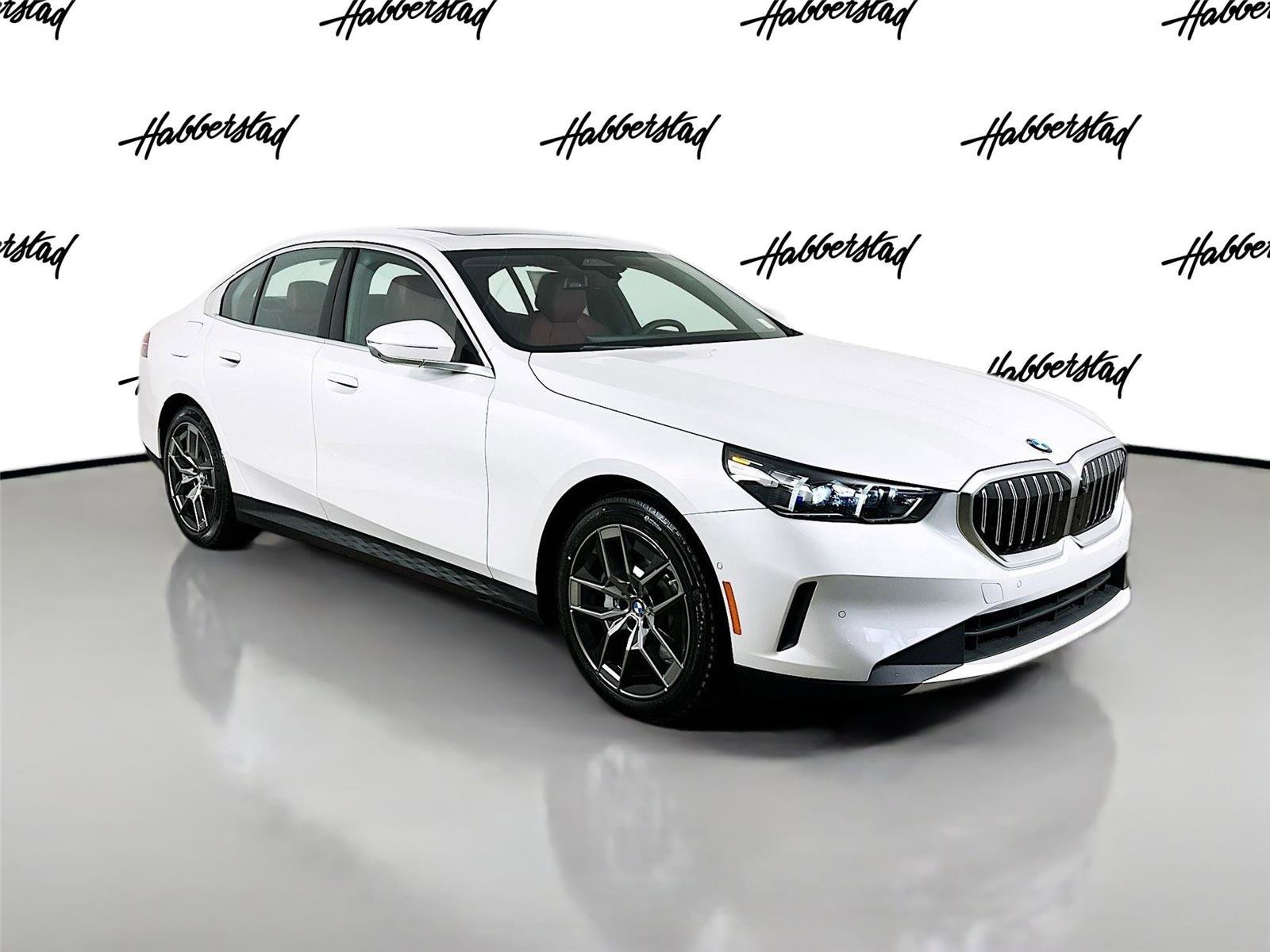 New 2026 BMW 530i xDrive w/ Premium Package image 3