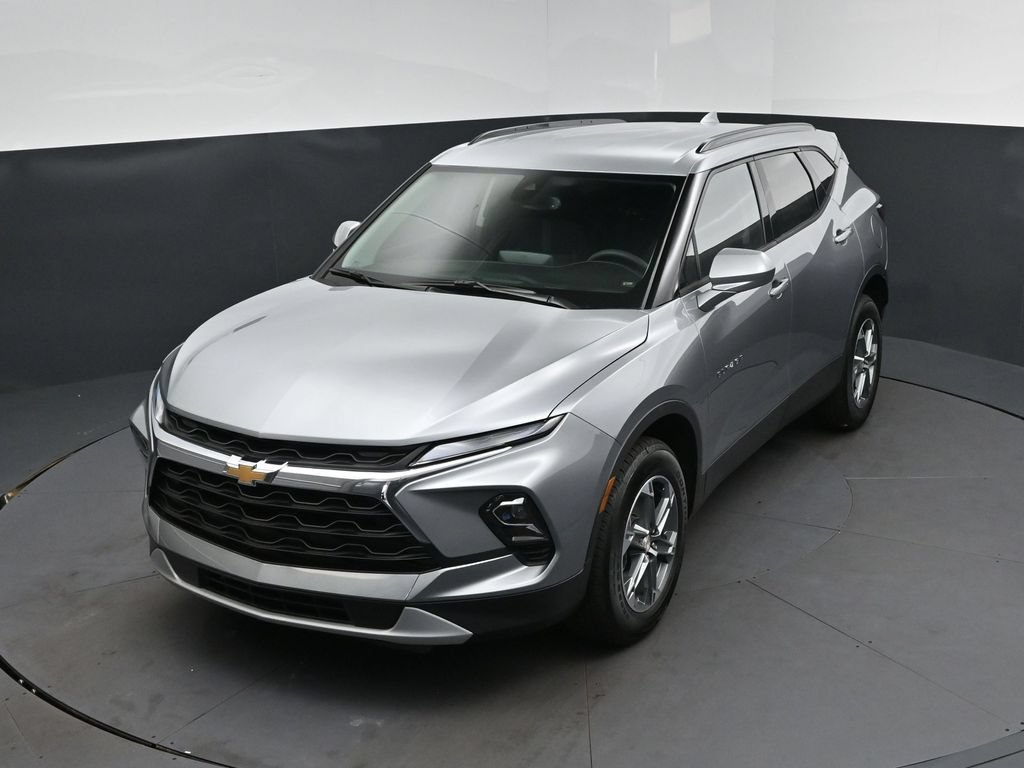 New 2026 Chevrolet Blazer LT w/ Convenience Package AWD/4WD image 30