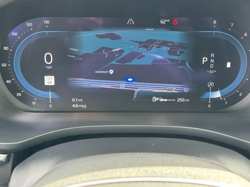 Used 2024 Volvo XC60 B5 Plus image 23