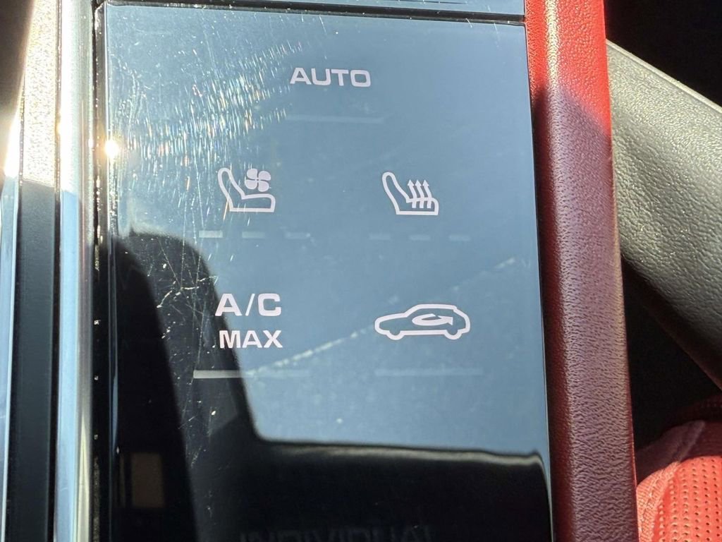 Used 2021 Porsche Cayenne GTS AWD/4WD image 25