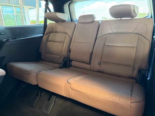 New 2027 Lincoln Navigator L Black Label AWD/4WD image 13