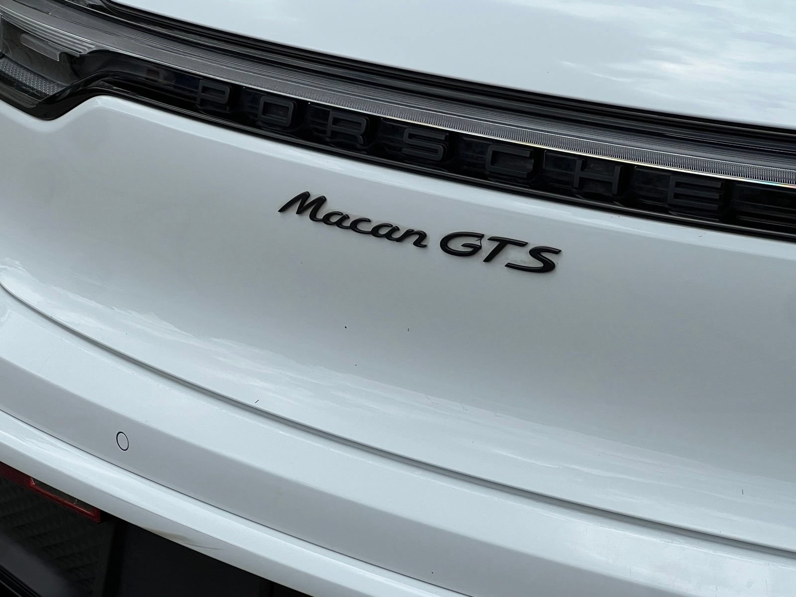 Certified 2024 Porsche Macan GTS AWD/4WD image 11