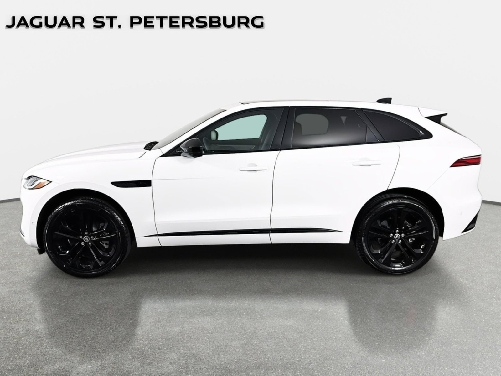 New 2026 Jaguar F-PACE R-Dynamic S AWD/4WD image 8