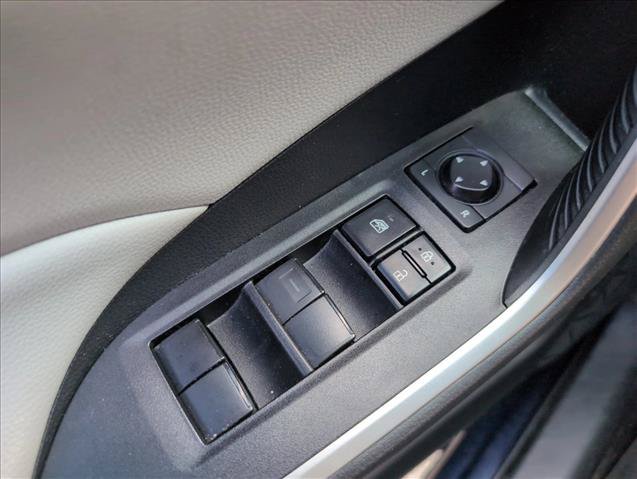 Used 2021 Toyota RAV4 XLE AWD/4WD image 20