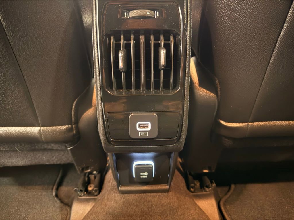 Used 2024 Jeep Compass Latitude image 31