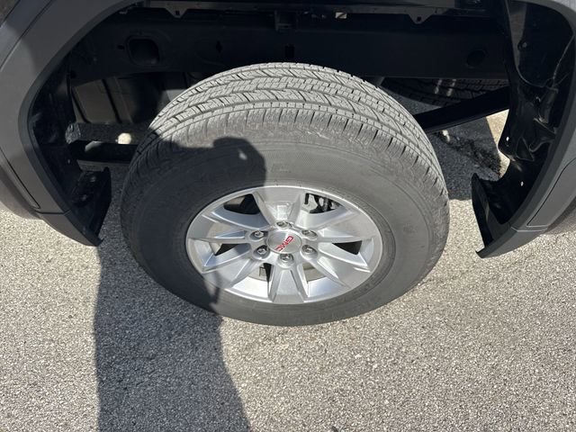 Used 2024 GMC Sierra 1500 SLE image 31