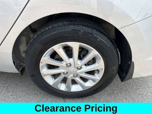 Used 2021 Hyundai Accent SEL image 44