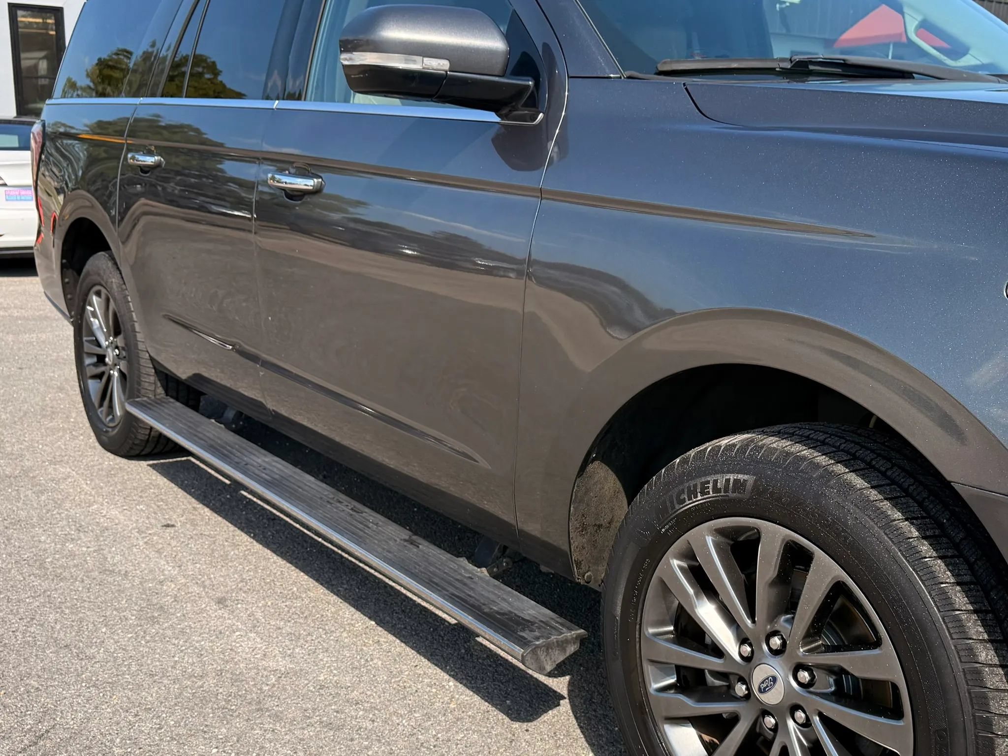 Used 2020 Ford Expedition Max Limited RWD image 12