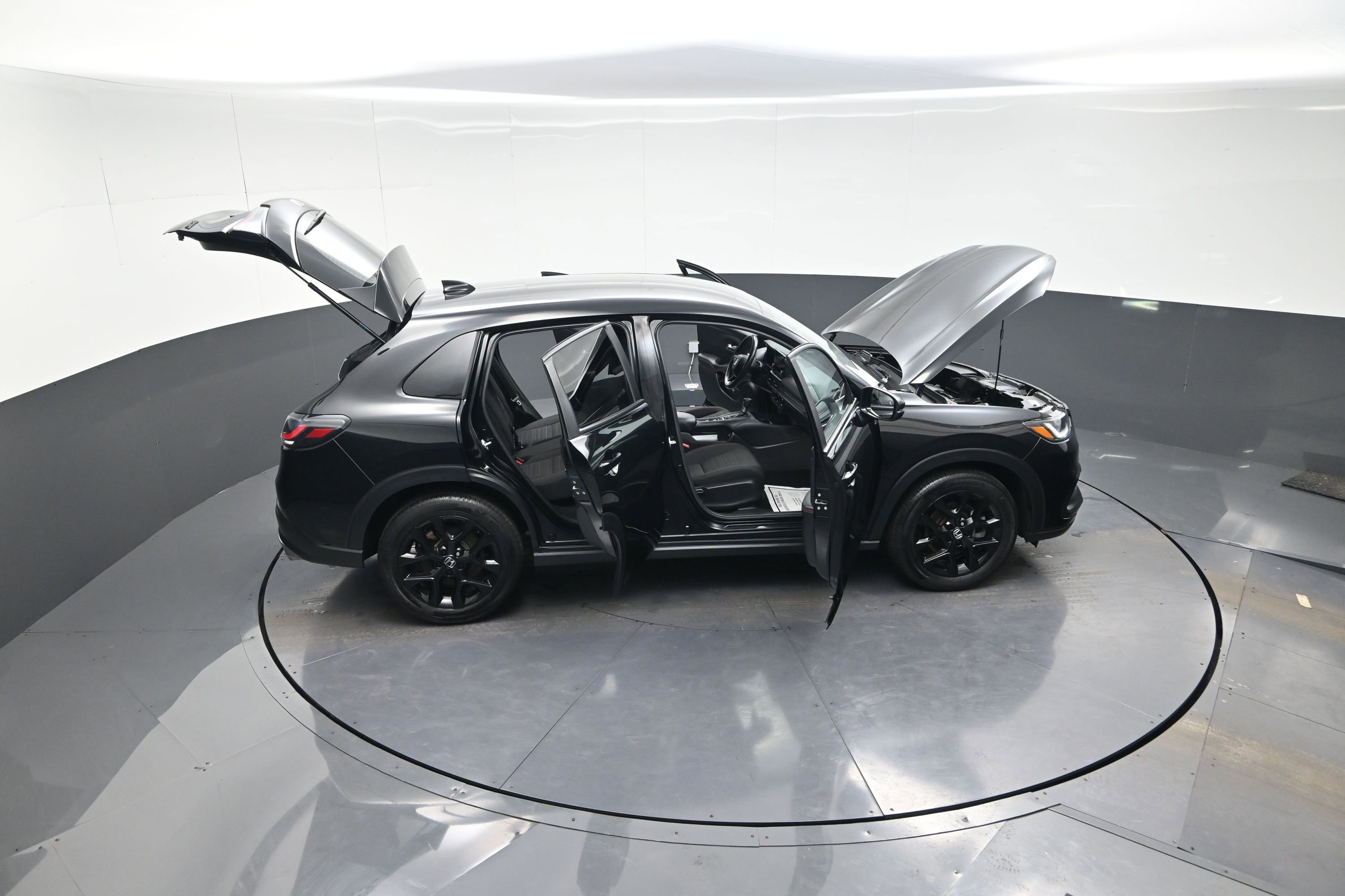 Used 2023 Honda HR-V Sport image 14