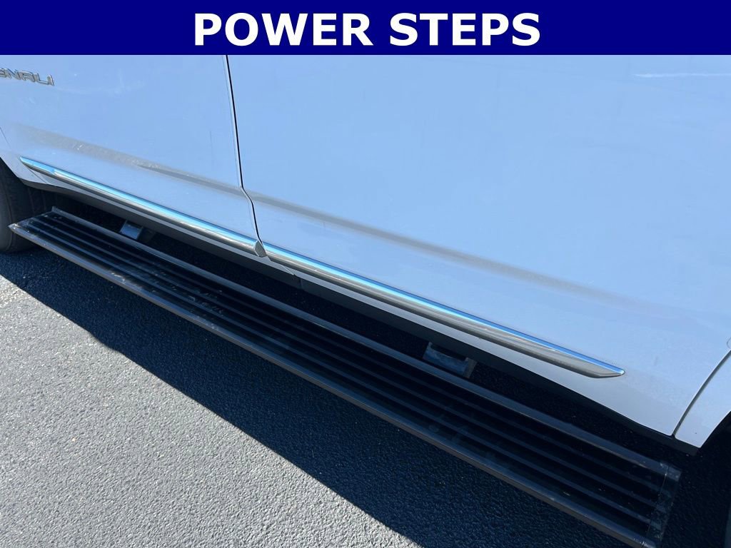 Used 2021 GMC Yukon Denali image 13