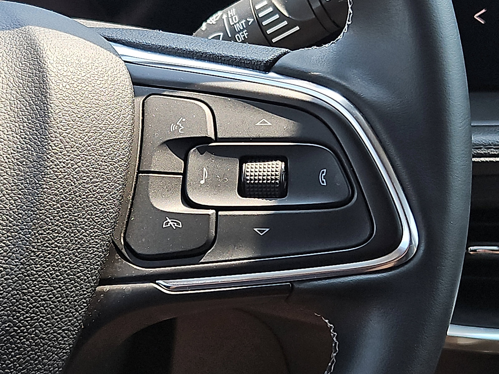 Used 2024 Buick Encore GX Preferred FWD image 21