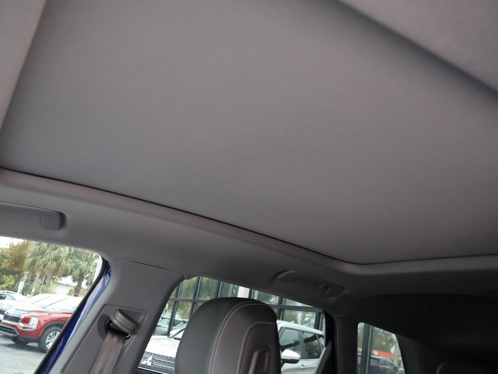 Used 2023 Audi Q4 e-tron Premium Plus w/ Premium Plus image 23