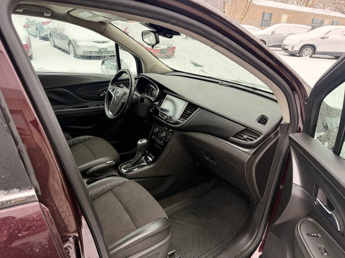 Used 2017 Buick Encore Preferred image 9