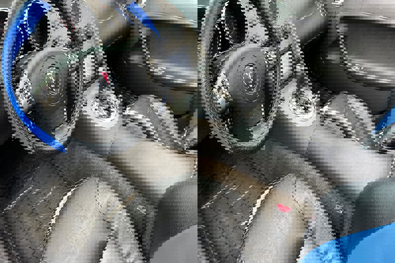 Used 2007 Pontiac Solstice GXP w/ Premium Package image 13