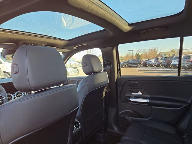 New 2026 Mercedes-Benz GLB 250 4MATIC image 27