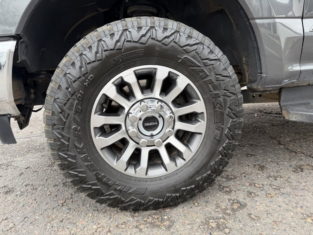 Used 2020 Ford F250 Lariat w/ Lariat Value Package image 20