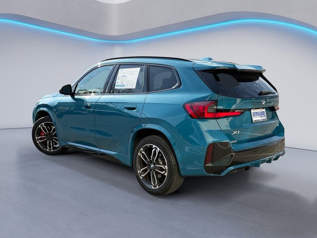 Used 2025 BMW X1 xDrive28i w/ M Sport Package image 5