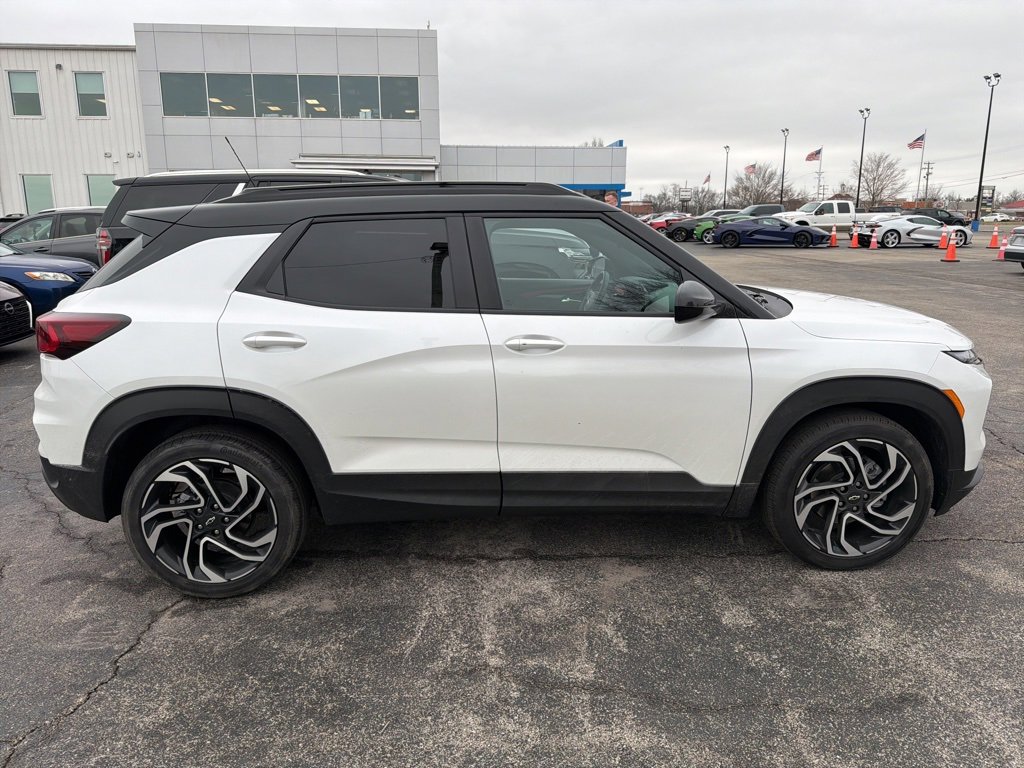 Used 2025 Chevrolet TrailBlazer RS w/ Convenience Package image 4