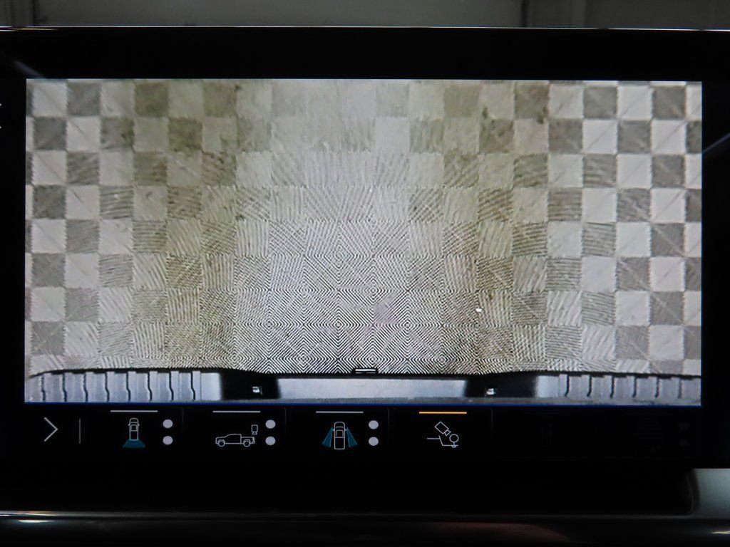 Used 2025 Chevrolet Silverado 2500 LTZ w/ Trail Boss Package image 24