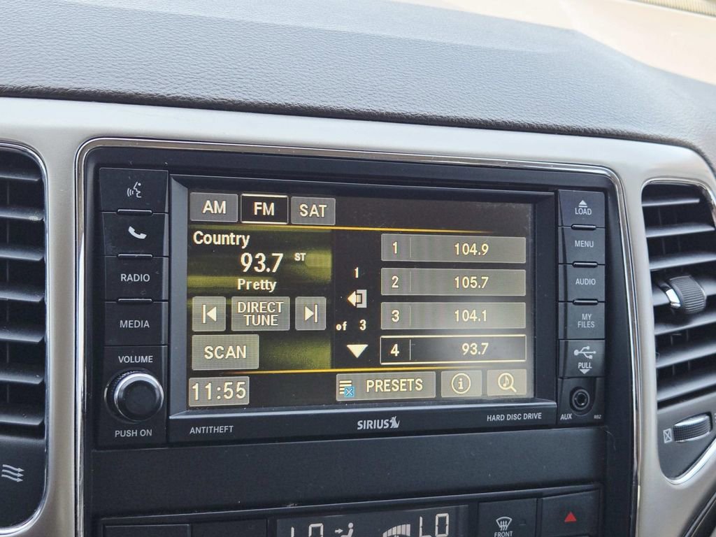 Used 2013 Jeep Grand Cherokee Laredo image 24