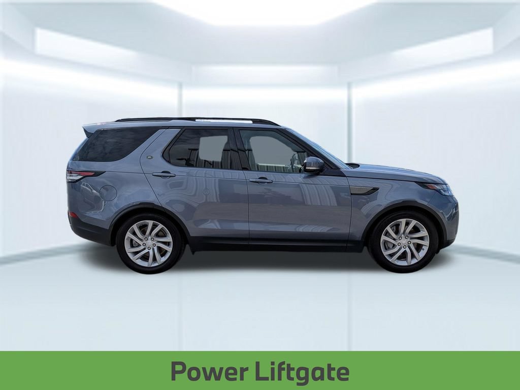 Used 2018 Land Rover Discovery SE AWD/4WD image 8
