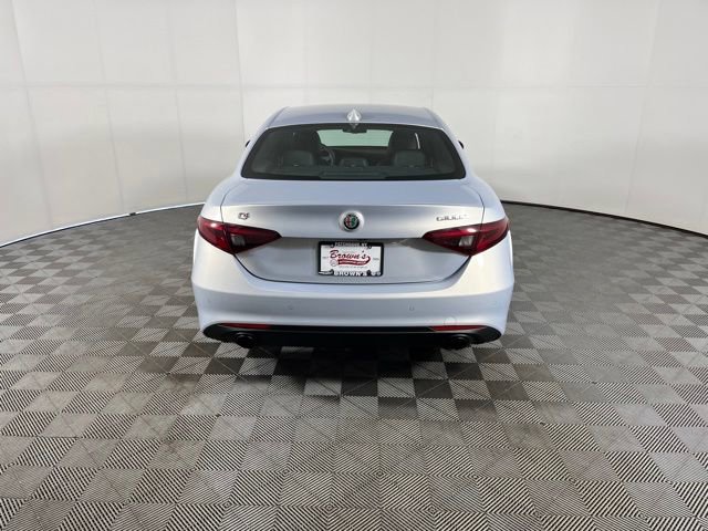 Used 2022 Alfa Romeo Giulia Sprint AWD/4WD image 6
