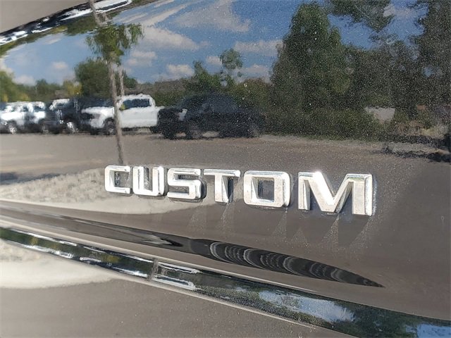 Used 2019 Chevrolet Silverado 1500 Custom w/ Custom Value Package image 6