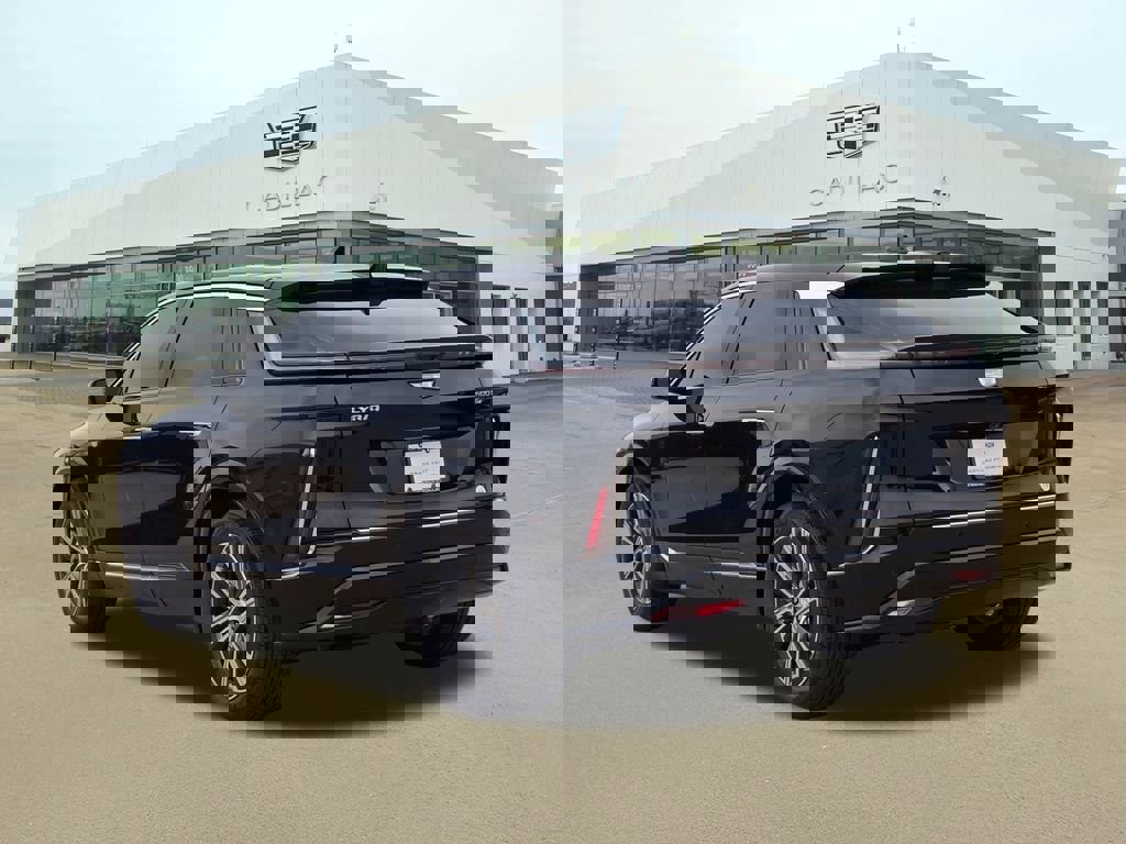 New 2026 Cadillac Lyriq Premium Luxury w/ LPO, Floor Liner Package image 4