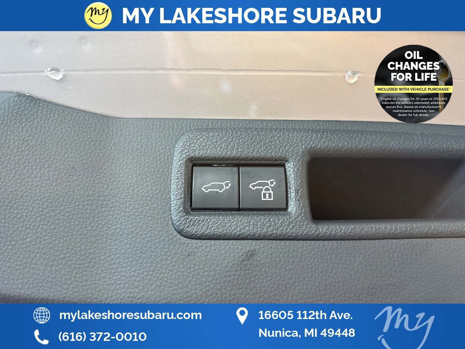 Used 2023 Toyota Venza LE image 25