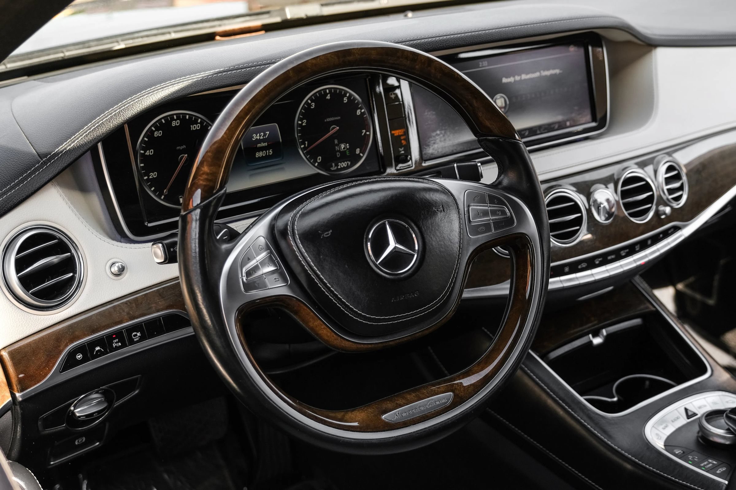 Used 2015 Mercedes-Benz S 550 Sedan image 15