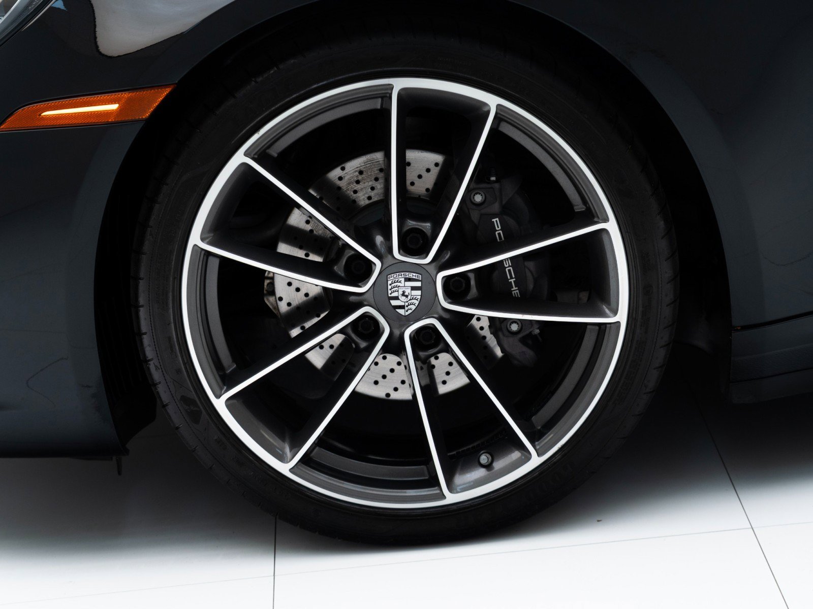 Certified 2022 Porsche 911 Carrera image 12