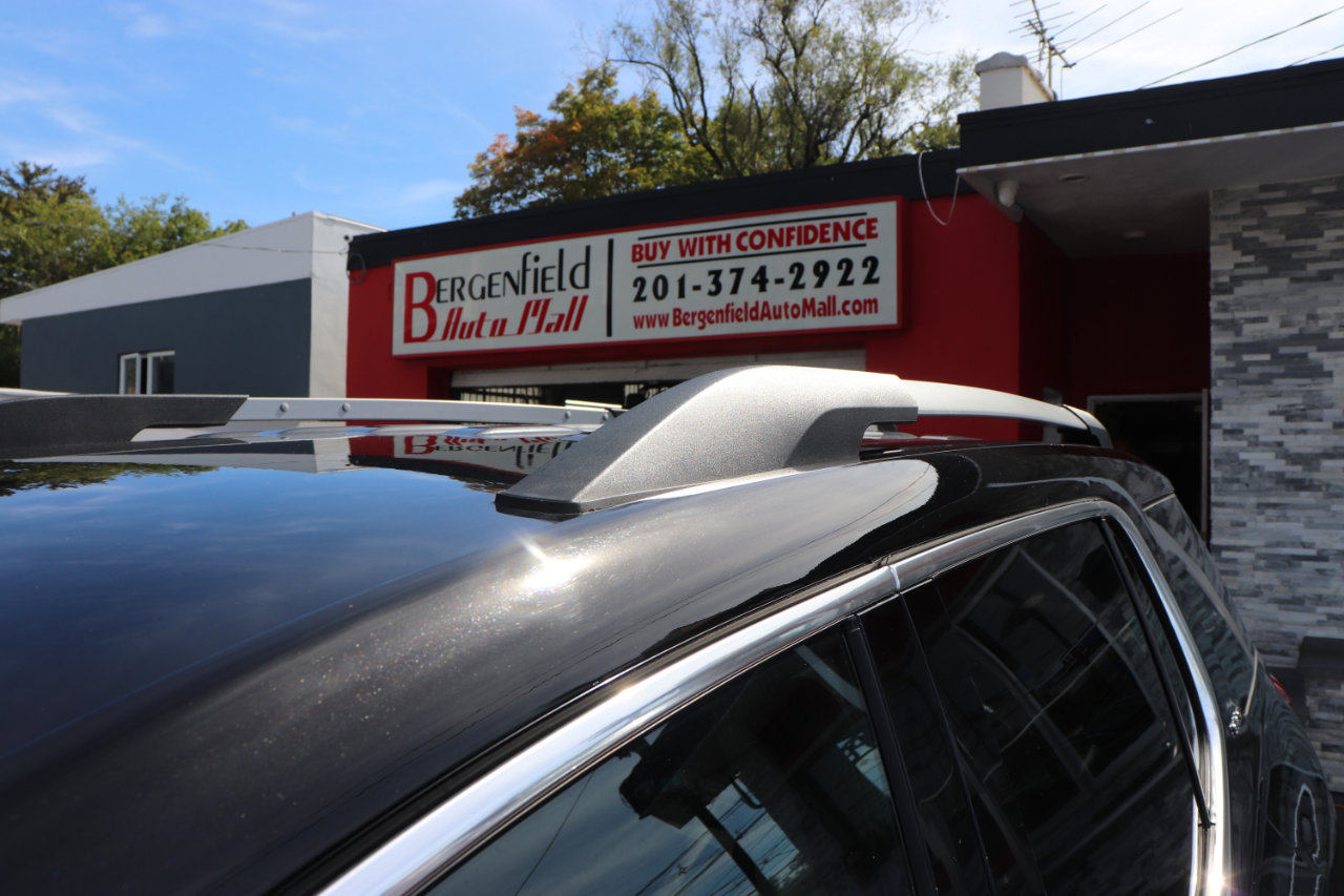Used 2023 GMC Acadia SLT image 59