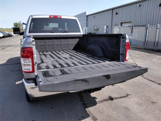 Used 2024 RAM 2500 Big Horn w/ Bed Utility Group image 12