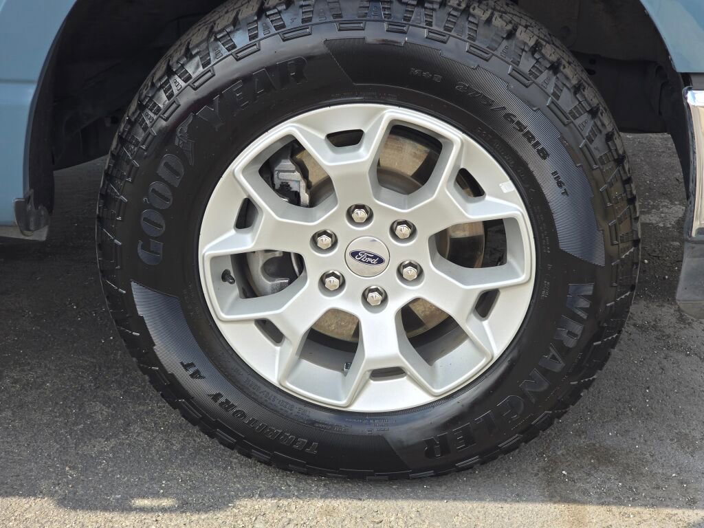 Used 2023 Ford F150 XLT image 4