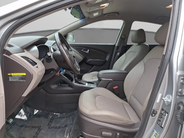 Used 2015 Hyundai Tucson SE AWD/4WD image 15