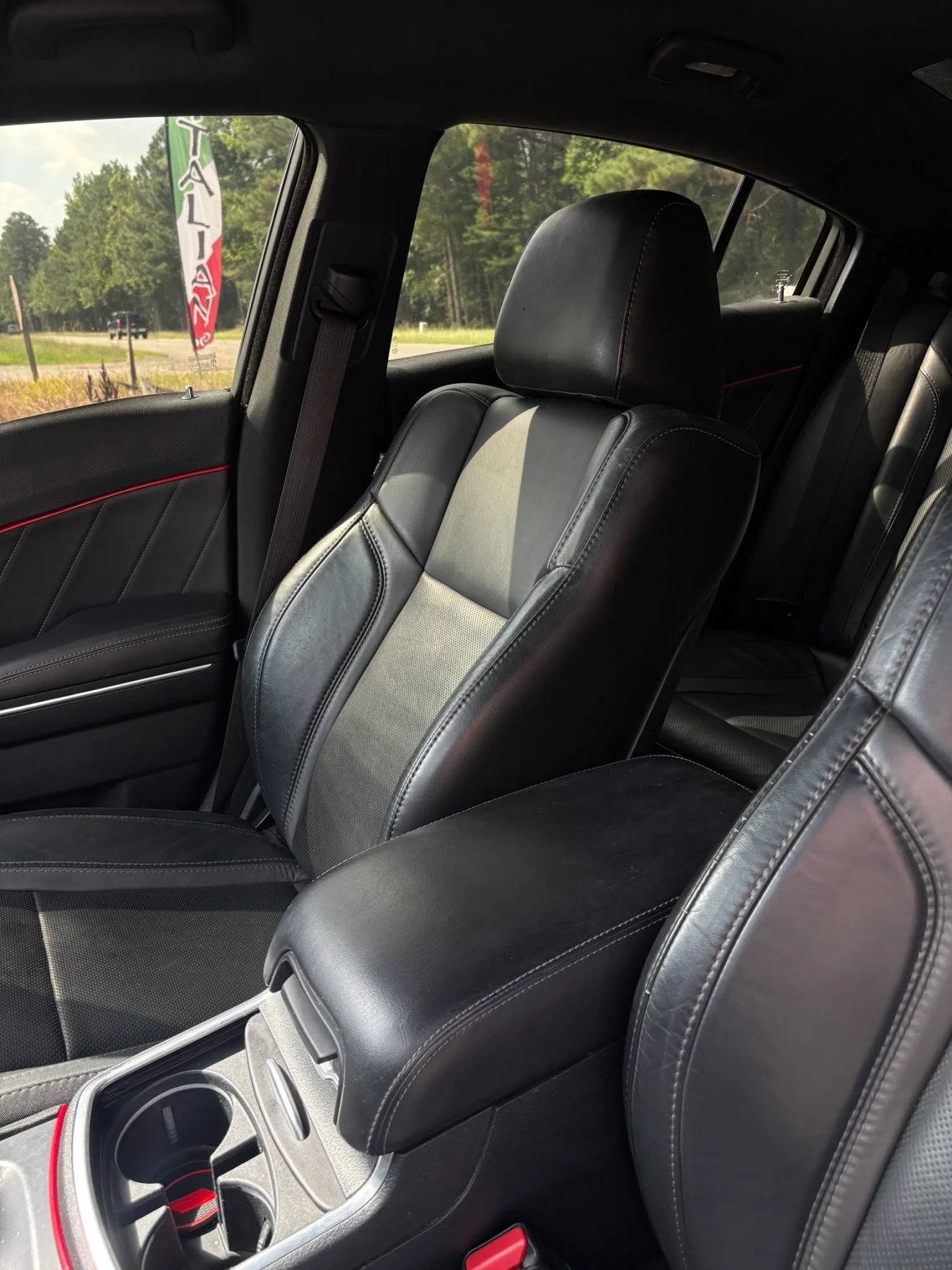 Used 2018 Dodge Charger R/T RWD image 14