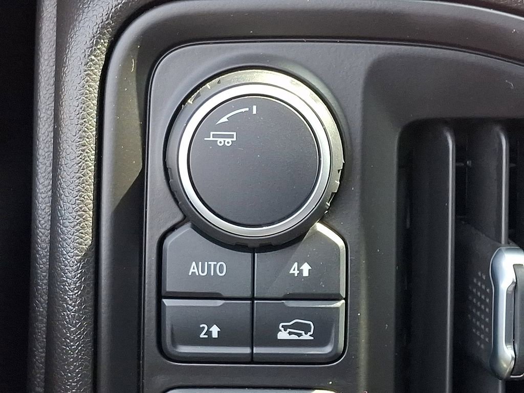 Used 2022 Chevrolet Silverado 1500 Custom AWD/4WD image 23