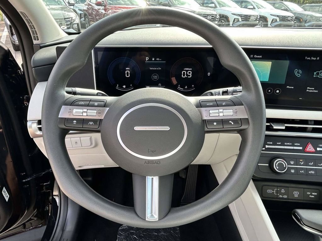 New 2026 Hyundai Tucson SE FWD image 6
